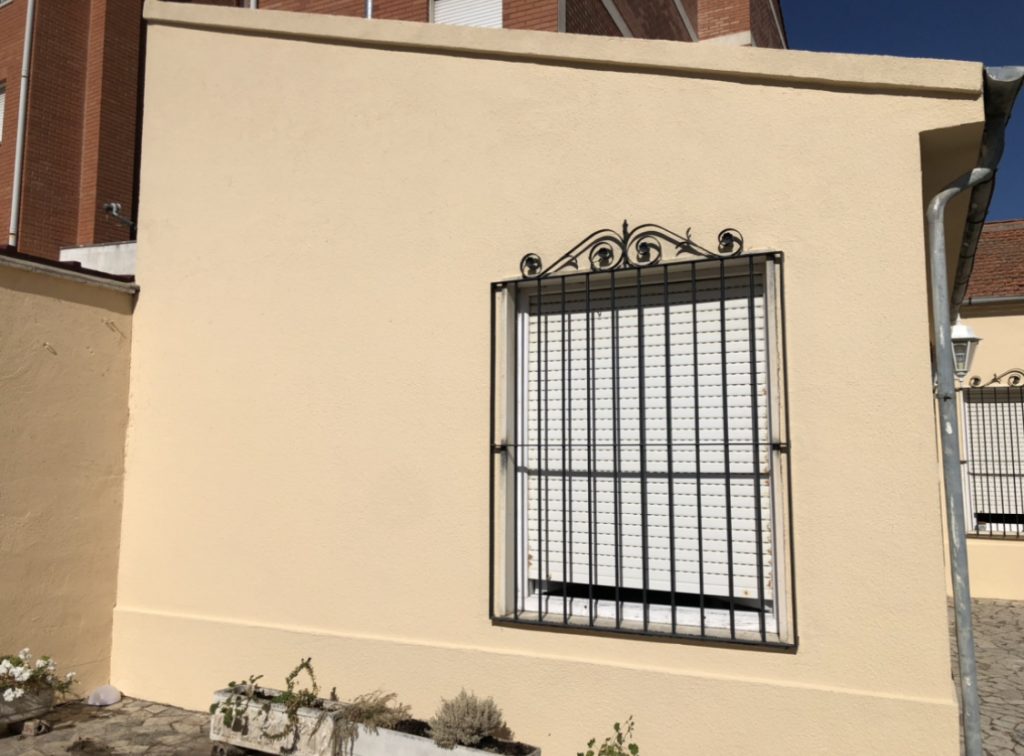 Pintores en Medina del Campo - fachadacarreras1